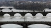 Большая вода добралась до знаменитого Карлова моста 
