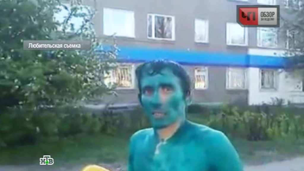 Таксисты издеваются. Издевались над таксистом. Издевались над таксистом. Красавица держалась до последнего 24. Девушка над которой издевались таджики в самаре в такси.