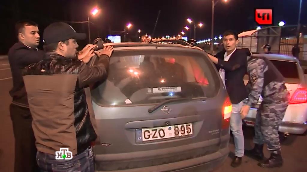 Таджики таксисты в москве