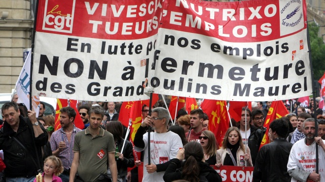 Десятки тысяч французов вышли на митинги против «вампиров» из правительства.1 Мая, Франция, демонстрации, митинги и протесты.НТВ.Ru: новости, видео, программы телеканала НТВ