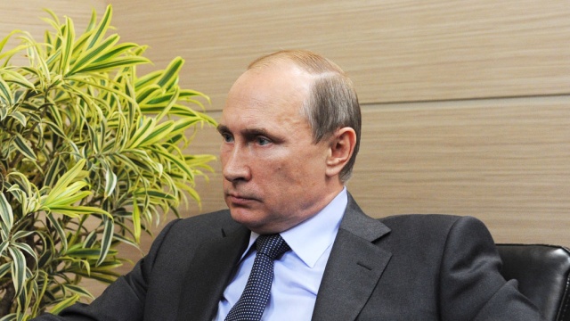 Путин поддержал предложение избавить от тюрьмы совершивших незначительные преступления.Путин, законодательство, суды.НТВ.Ru: новости, видео, программы телеканала НТВ