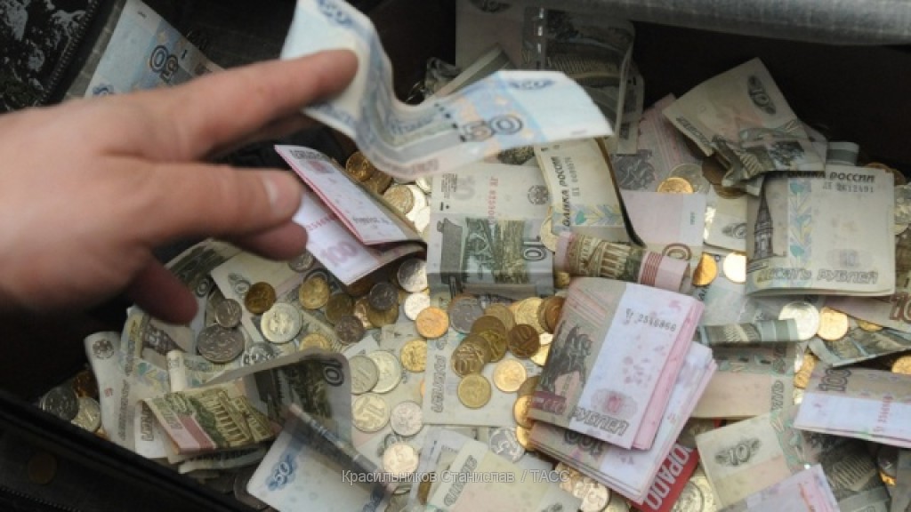 Мошенничество с благотворительностью. Накопить деньги на квартиру план. Очень много денег. Сбор денег. Пожертвование денег.