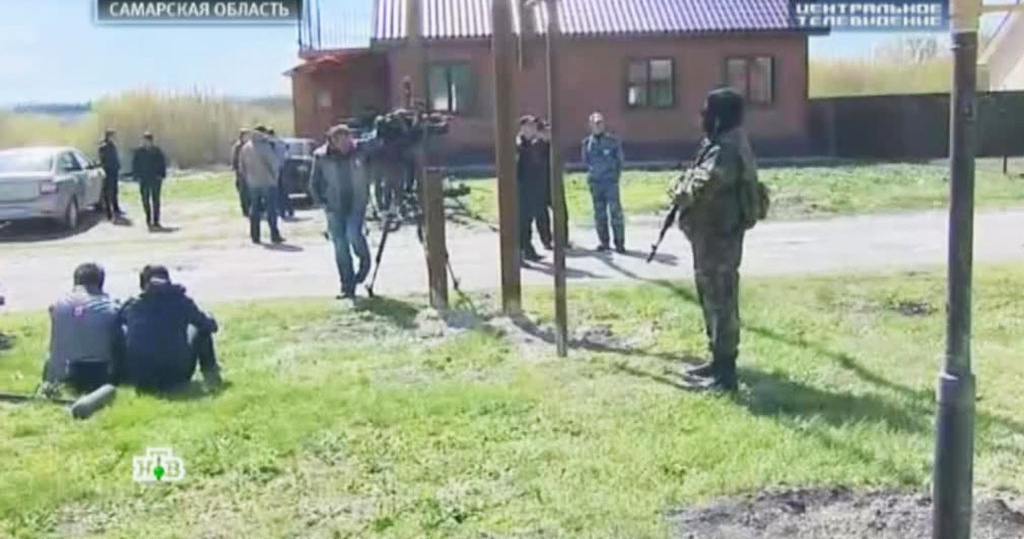 Полиция феодосии. Полицейский самара убийство. Новости о нападении на феодосию. Сулейманов феодосия полиция. Износилование грабителя забравшевого на 1 этаж.