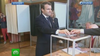 Олланд и французские СМИ нарушили запрет на агитацию в день выборов
