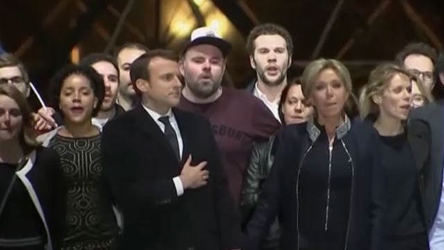 «Мужик в кепке» стал звездой французских соцсетей после победы Макрона.НТВ.Ru: новости, видео, программы телеканала НТВ