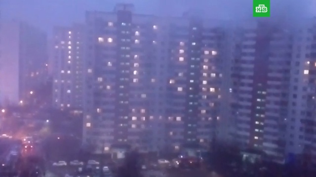 Жителей многоэтажки на западе Москвы эвакуируют из-за пожара.Москва, пожары, эвакуация.НТВ.Ru: новости, видео, программы телеканала НТВ