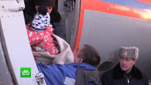 Выжившую в катастрофе L-410 девочку обследуют нейрохирурги.Хабаровский край, авиационные катастрофы и происшествия, авиация, самолеты.НТВ.Ru: новости, видео, программы телеканала НТВ