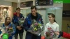 Петербургские поклонники фигурного катания встречали призеров Гран-при цветами и игрушками