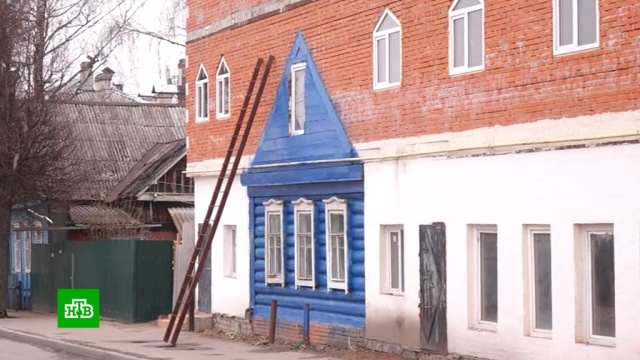 В Брянске сняли на видео обстановку у дома устроившей стрельбу гимназистки