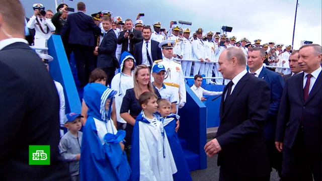 Путин пообещал заехать к пострадавшим от иркутского наводнения.Иркутская область, Путин, наводнения.НТВ.Ru: новости, видео, программы телеканала НТВ