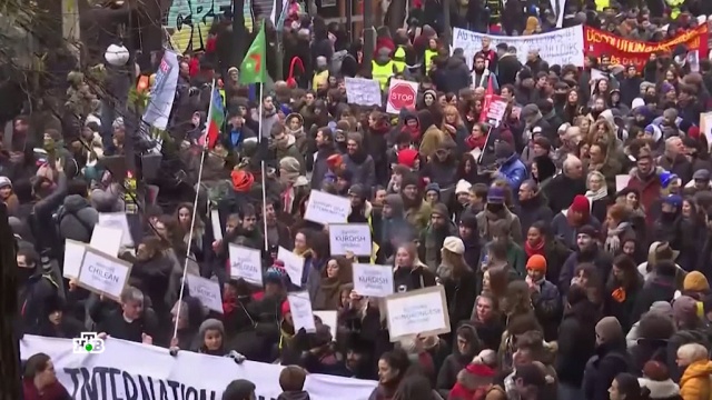 «Макрон, услышь свой народ»: почему бастует Франция.Макрон, Париж, Франция, демонстрации, митинги и протесты.НТВ.Ru: новости, видео, программы телеканала НТВ