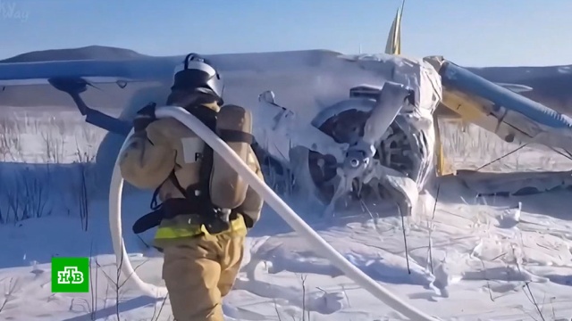 Самолет Ан-2 совершил жесткую посадку в Магадане.Магадан, авиационные катастрофы и происшествия, самолеты.НТВ.Ru: новости, видео, программы телеканала НТВ