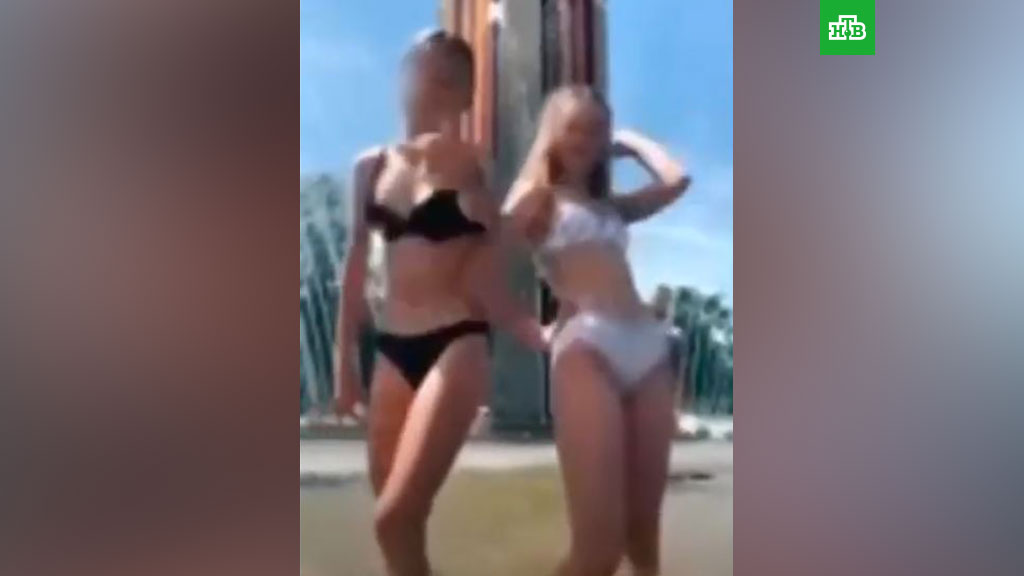Видео: к Бритни Спирс из-за танцев в трусах с ножами приехала полиция - Российская газета