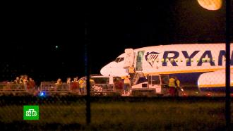 Самолет Ryanair приземлился в Берлине <nobr>из-за</nobr> сообщения о бомбе