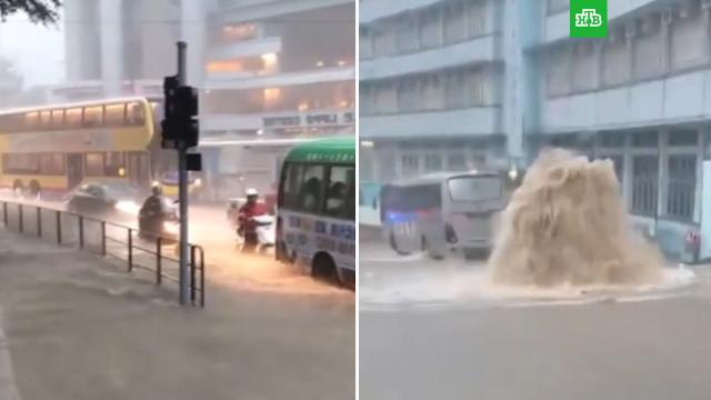 На Гонконг обрушился тропический шторм «Лайонрок».Гонконг, погодные аномалии, штормы и ураганы.НТВ.Ru: новости, видео, программы телеканала НТВ