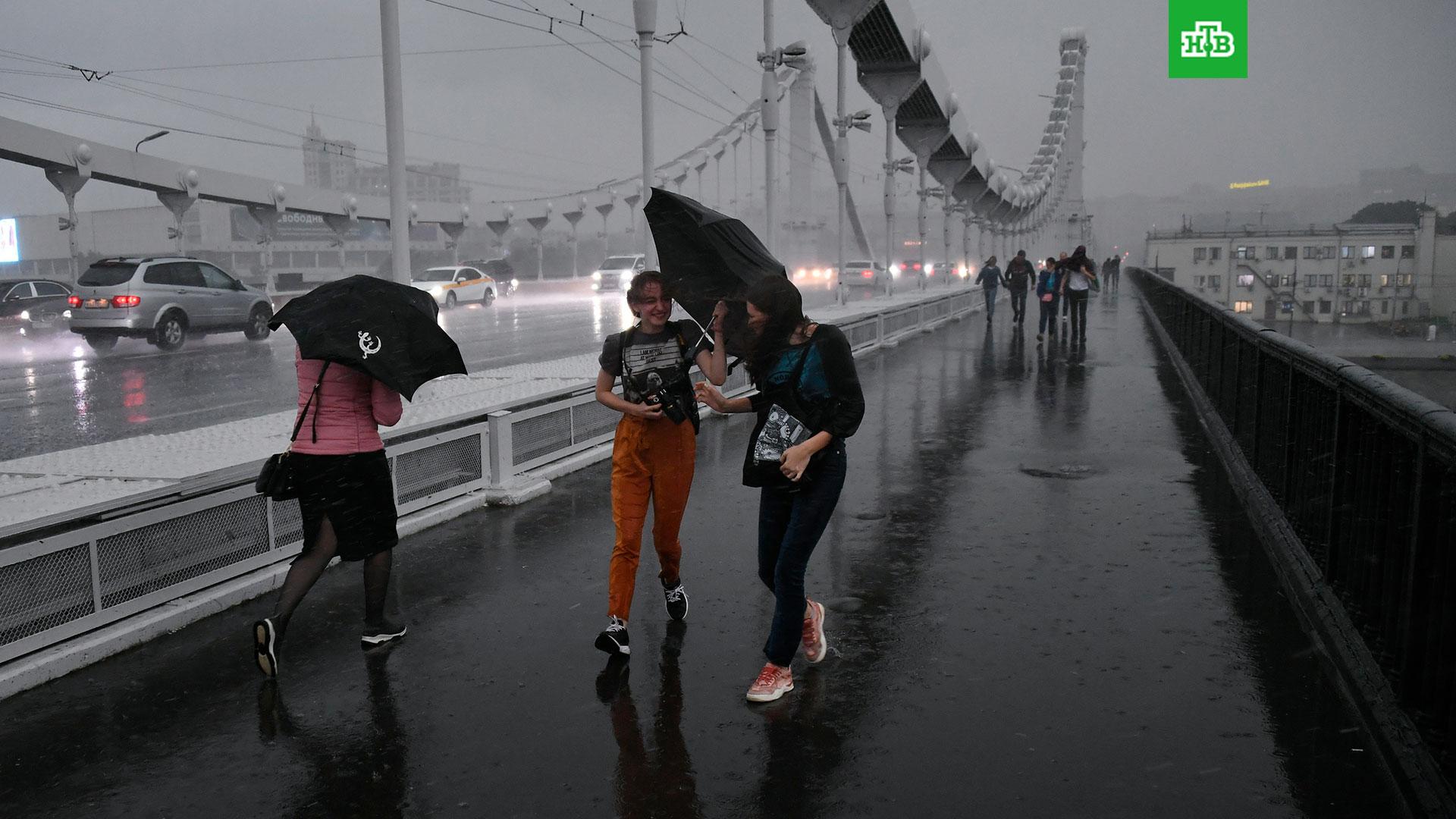 Москва был ли дождь. Дождь в Москве. Ливень в городе. Ливень в Москве. Ливень в Москве вчера.