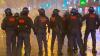 Полиция в Париже применила слезоточивый газ для разгона болельщиков