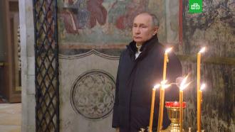 Путин встречает Рождество в Благовещенском соборе Кремля