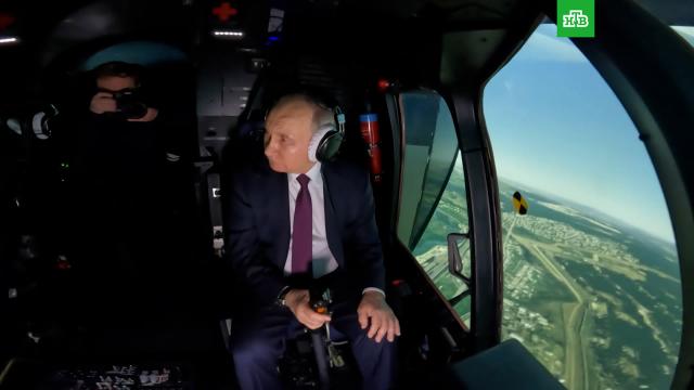 Путин полетал на симуляторе вертолета.Бурятия, Путин, авиация, вертолеты.НТВ.Ru: новости, видео, программы телеканала НТВ