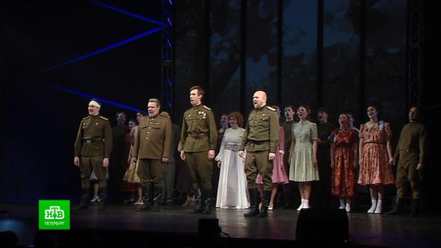 В Петербурге показали сценическую версию «Небесного тихохода»