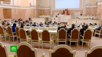 В Петербурге депутаты обсуждают закон о такси
