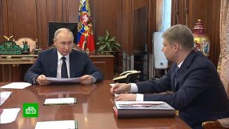 Путин провел встречу с министром транспорта и главой РЖД