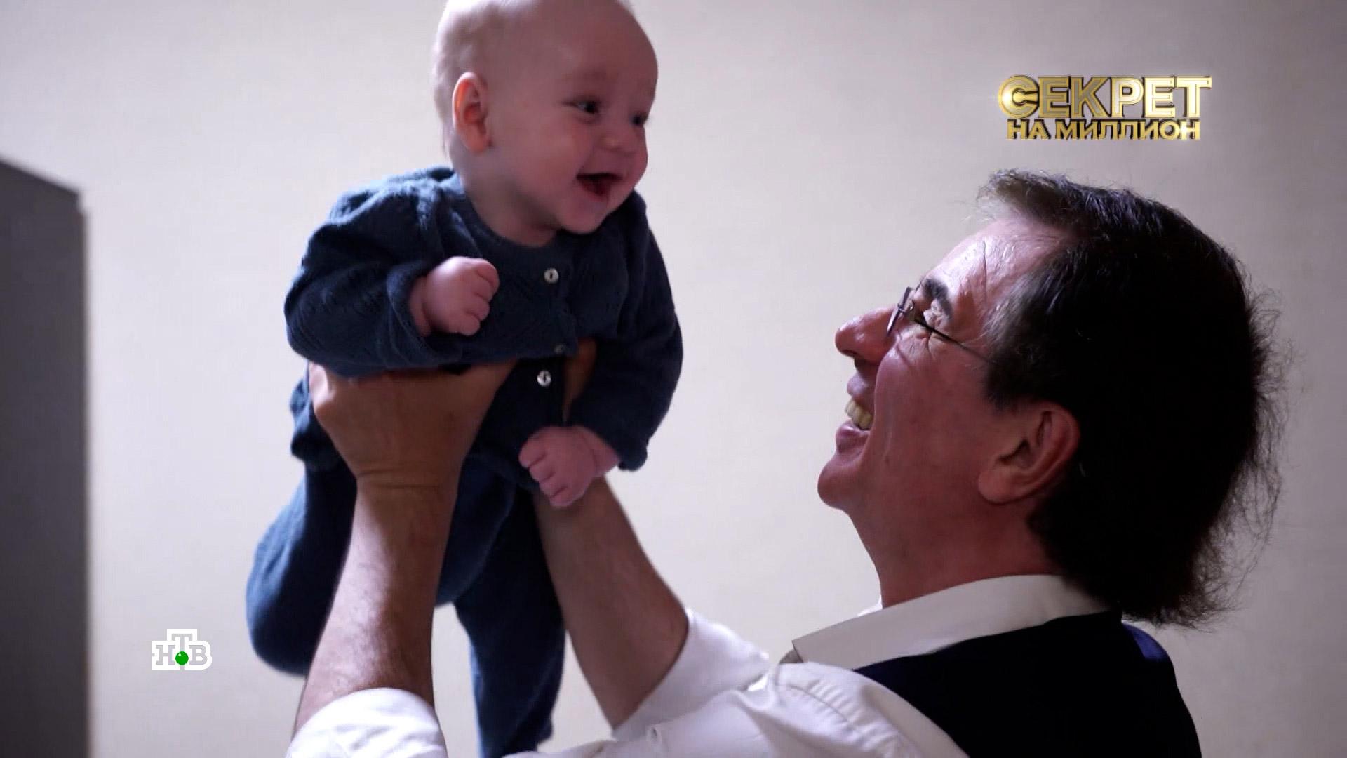 64-летний Виктор Чайка рассказал, как справляется с новорожденным сыном //  Новости НТВ