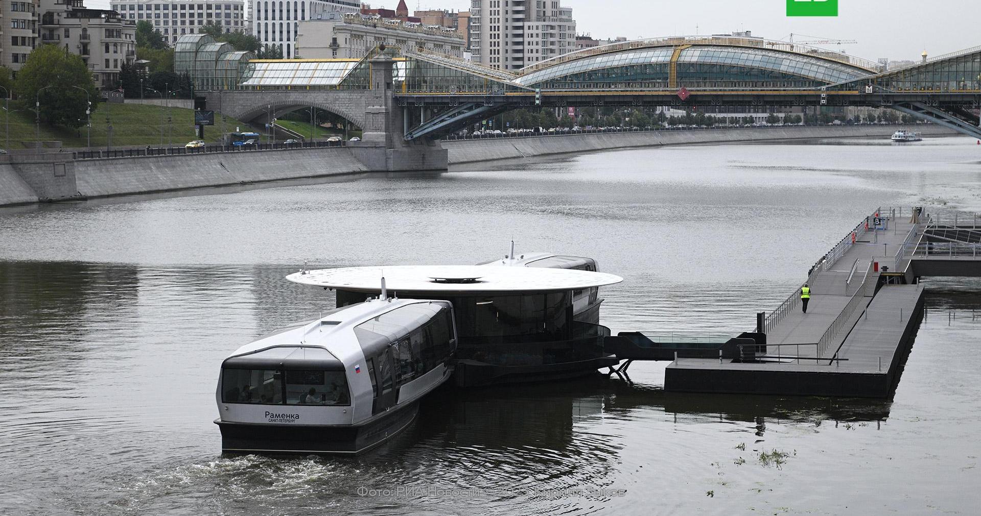 Троллейбус волгабас. Волгабас 5270 спб. Разводной мост в санкт-петербурге. Rt спб. Автобус санкт-петербург.