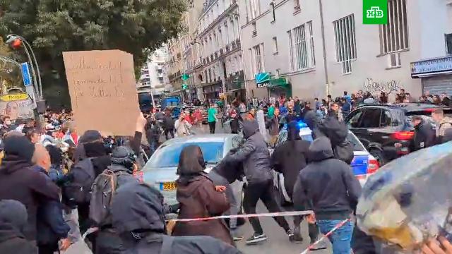 Десятки тысяч французов вышли на акции против полицейского насилия.Франция, митинги и протесты, полиция.НТВ.Ru: новости, видео, программы телеканала НТВ
