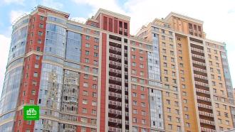 Петербургские врачи обходят квартиры высотки, где обнаружен заболевший корью