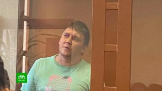 Колпинский суд арестовал неадеквата, ранившего ножом сотрудника ГИБДД
