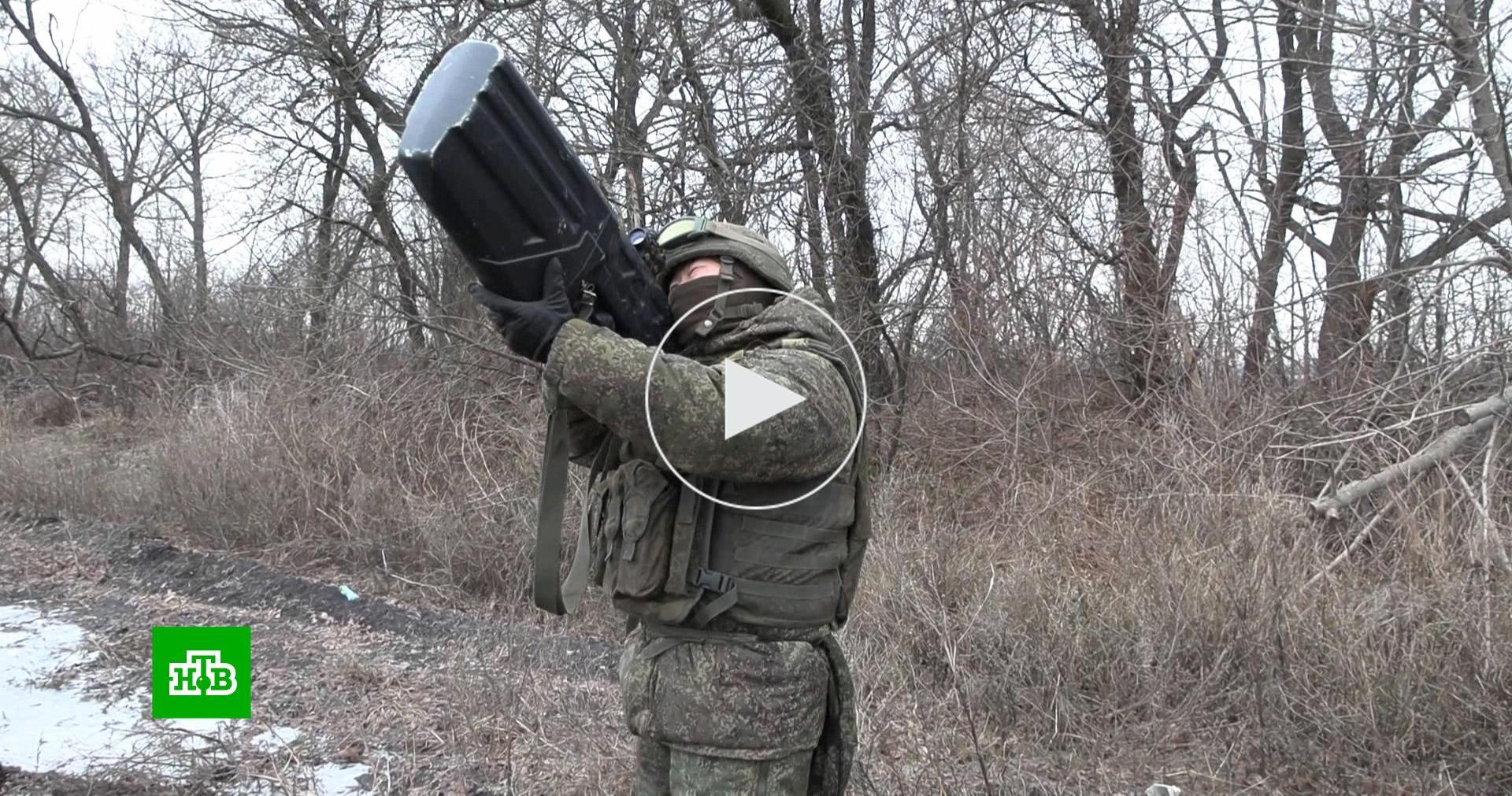 Электромагнитная винтовка против дронов. Военные дроны. Чем сбивают дронов. Гарпун антидрон. Чем сбивают дронов.