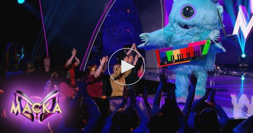 Шоу маска 3 сезон 1 выпуск 2022. Монстрик выступление. Шоу маска 3 сезон на нтв 2022. Монстрик выступление. Костюм монстрика в шоу маска.